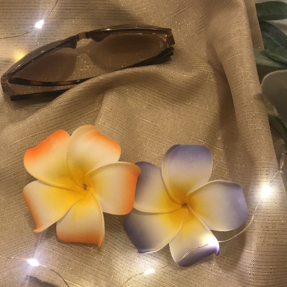 Tropical Flower Hair Clips 🌺 - Picture 7 of 7